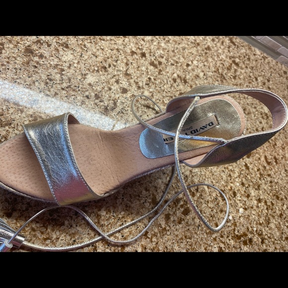 David Tyler Wedge Sandals - Picture 2 of 3